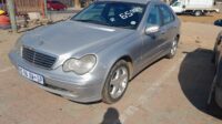 2001 Mercedes C320