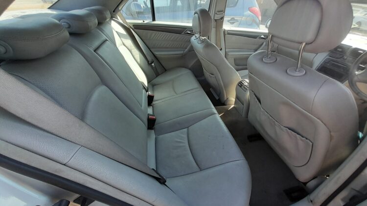 2001 Mercedes C320