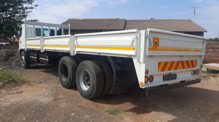 2015 Hino 500 2626
