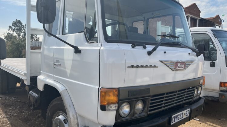 1986 Hino FD1024