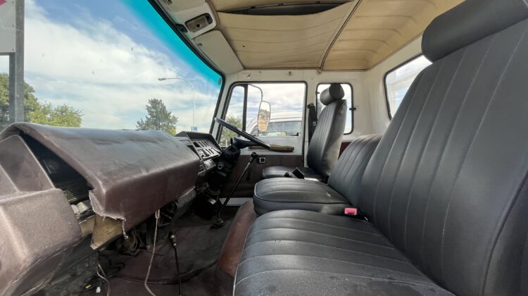 1986 Hino FD1024