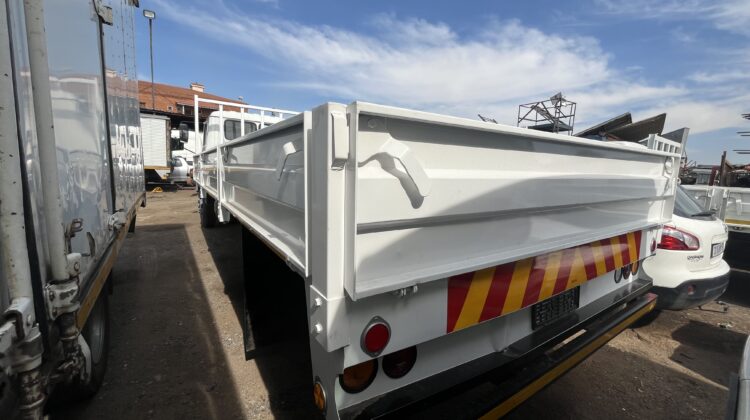 1995 Hino Ranger 7 ton