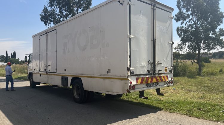 2014 Hino 500 1626
