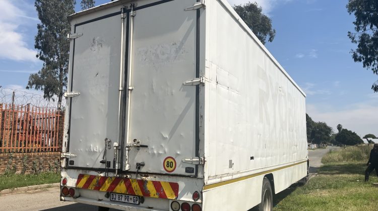 2014 Hino 500 1626